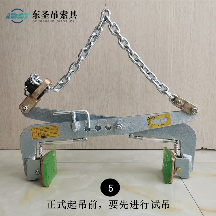 正式起吊前，要先進(jìn)行試吊（如何試吊請(qǐng)參考起重吊裝操作規(guī)范）