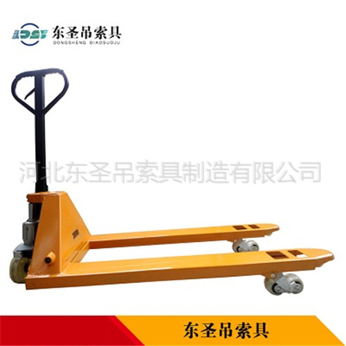 10噸手動(dòng)叉車會(huì)生銹嗎？--河北東圣吊索具制造有限公司--手動(dòng)叉車|液壓堆高車|石材夾具|小型攪拌機(jī)