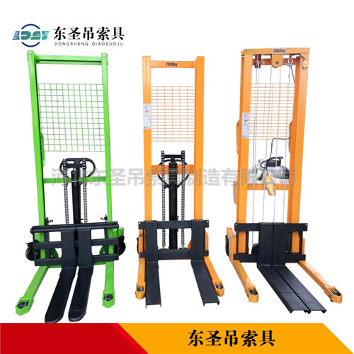 堆高車(chē)系列產(chǎn)品--河北東圣吊索具制造有限公司--小型攪拌機(jī)|石材夾具|液壓堆高車(chē)|手動(dòng)叉車(chē)