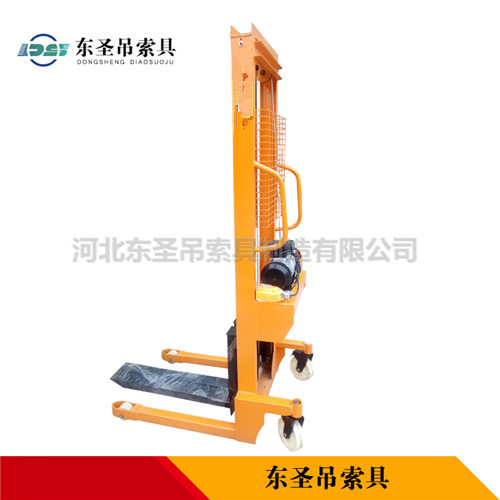 電動搬運堆高車供電系統(tǒng)有多重要?--河北東圣吊索具制造有限公司--液壓堆高車|手動叉車|小型攪拌機|石材夾具